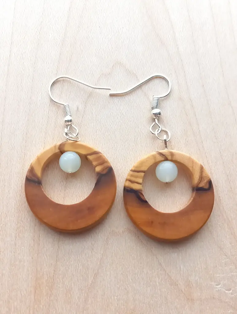 Créoles olivier et pierres de jade    I3