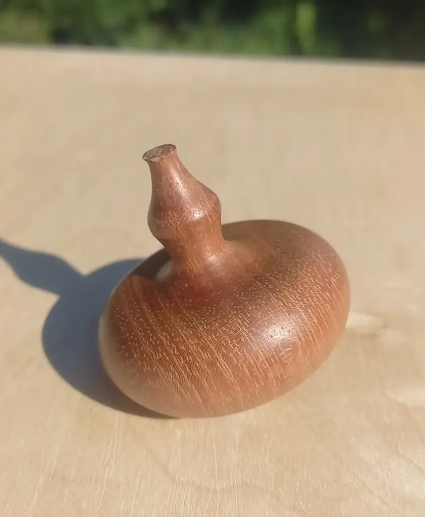 Toupie Bois de Rose    T11