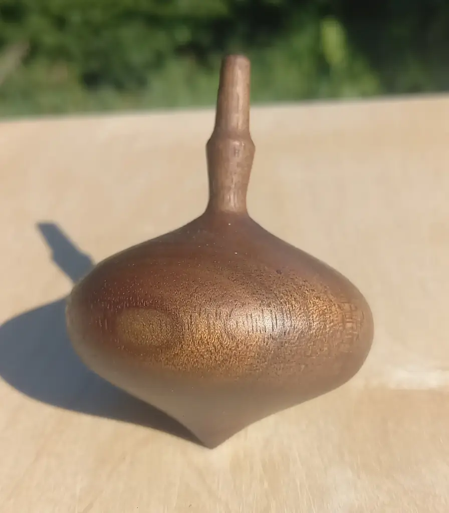 Toupie Noyer d'Amérique T17 