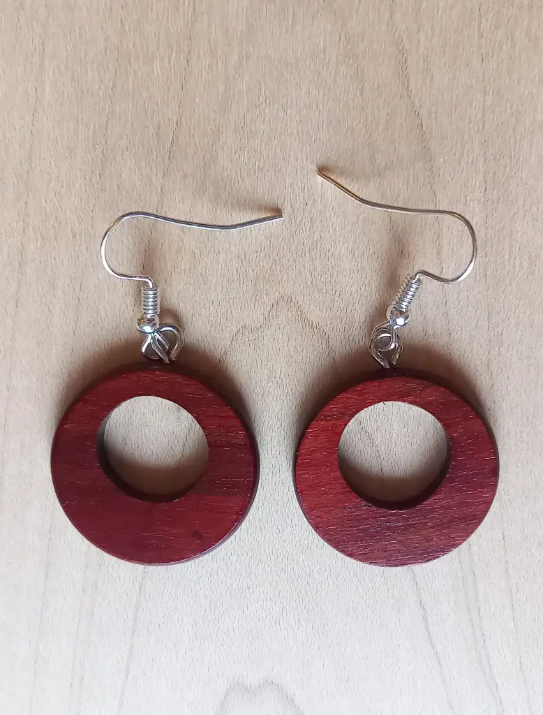 Créoles bois rouge    B6