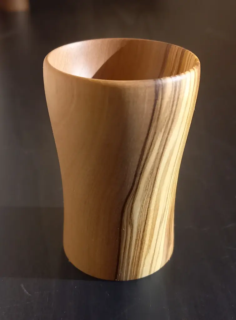 Coquetier olivier    E3