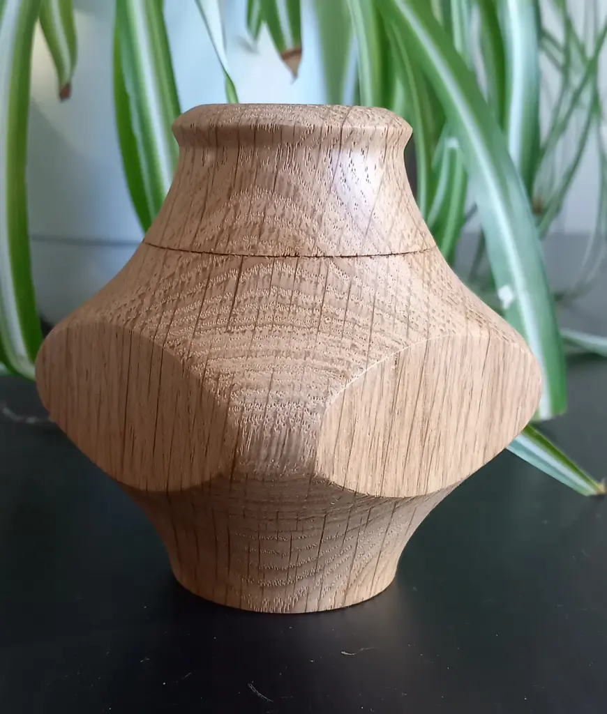 Pot en chêne     F4