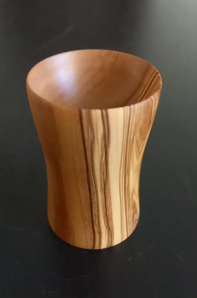 Coquetier olivier    E2