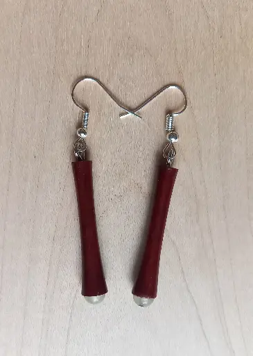 Bâtonnets bois rouge et pierres de préhnite    C3