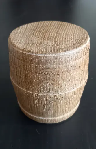 Pot en chêne    F2