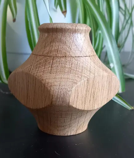 Pot en chêne     F4
